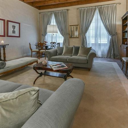 Palazzo Medici Apartments フィレンツェ エクステリア 写真